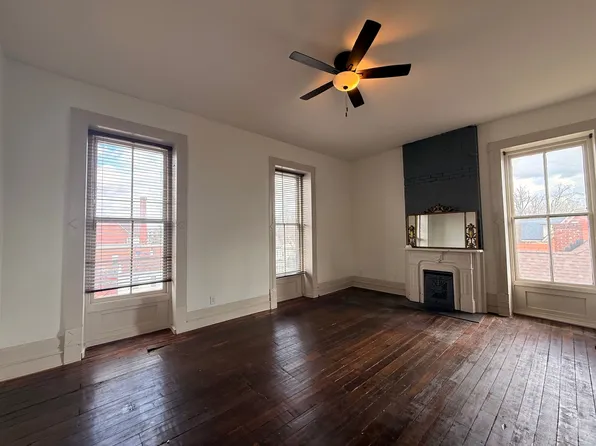 612 E Main St #6, New Albany, IN 47150