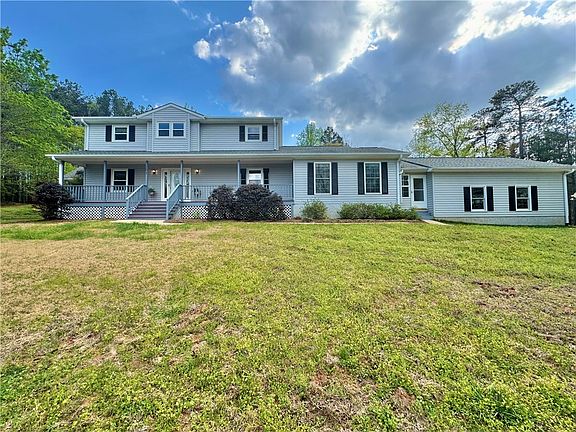2nd image of 101 Long View Ln