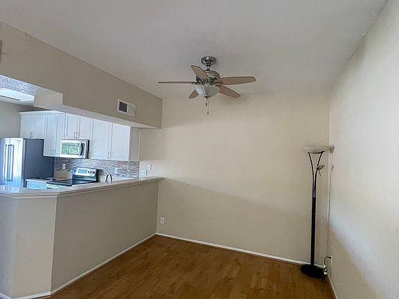 Living & Dining Room (2nd Floor)