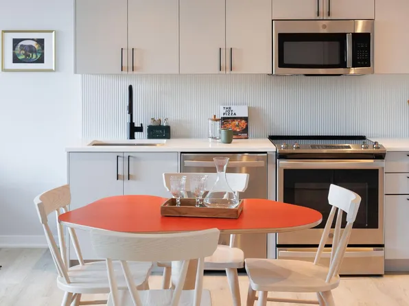 180 Morgan Street image 92 of 140