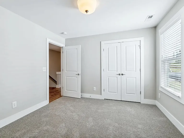 1712 Nubell St — Photo 24