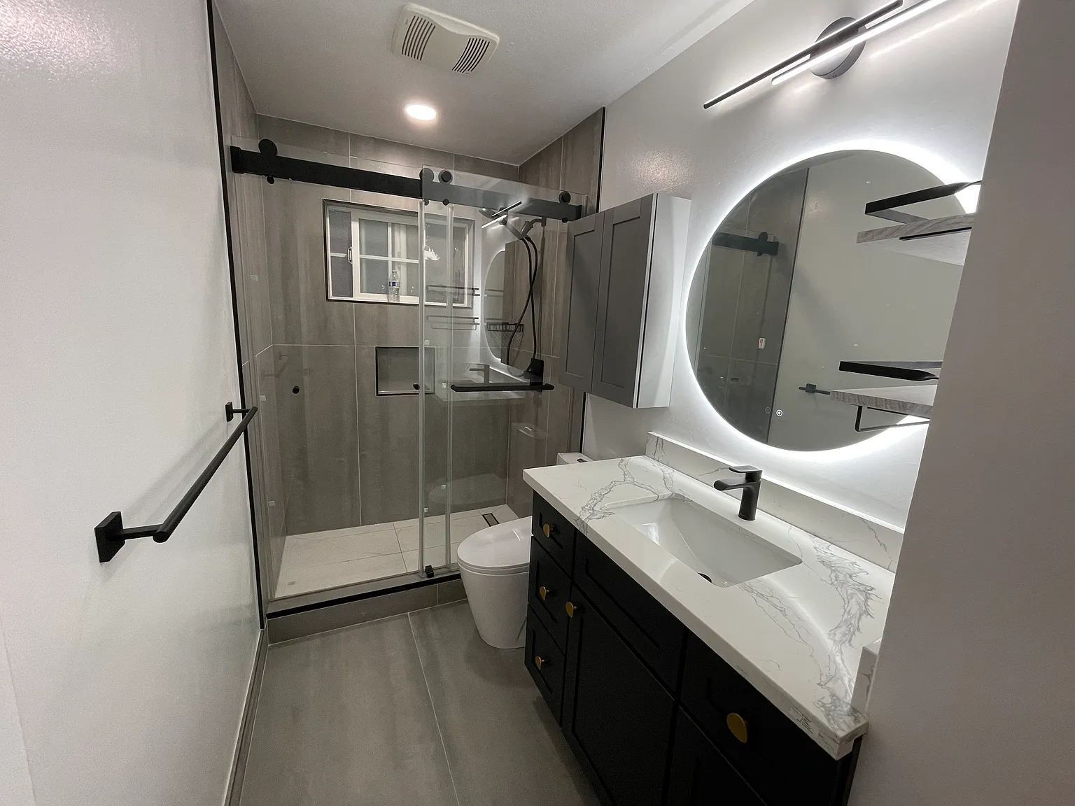 3 bed, 1261 sqft, $4,500 — Photo 4