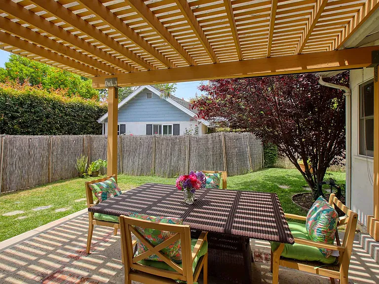 4339 Elmer Ave — Photo 22