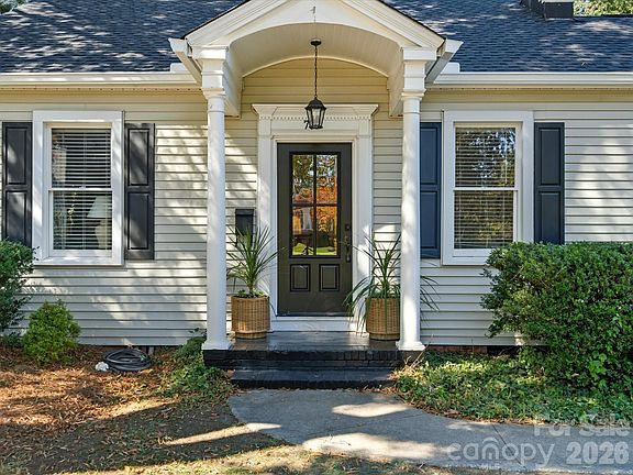 5th image of 759 Myrtle Dr