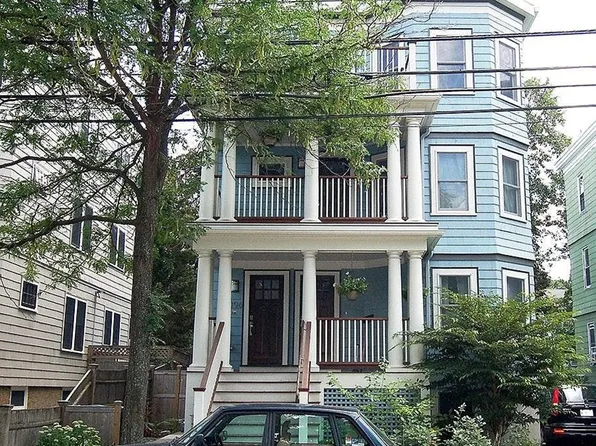 196 Walden St #3, Cambridge, MA 02140