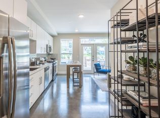 1901 San Jacinto St #E25D1, Houston, TX 77002