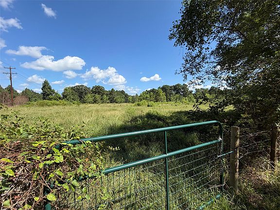 2nd image of 19514 Highway 321