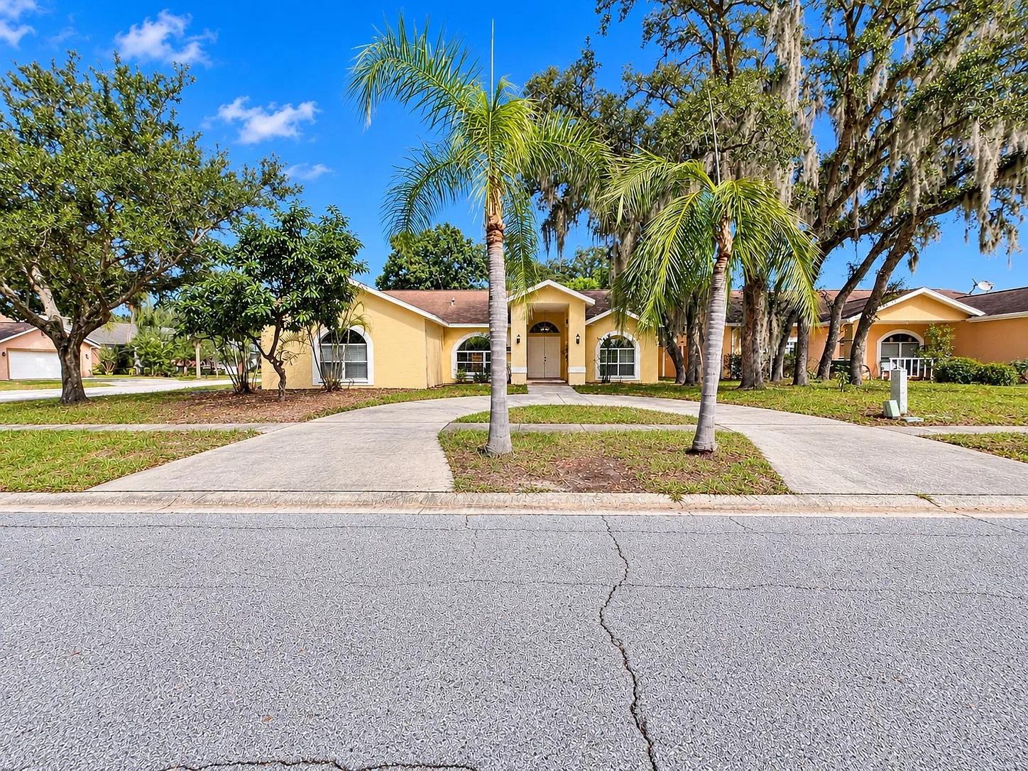 4 bed, 1726 sqft, $2,600 — Photo 3