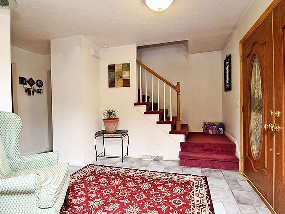 3rd image of 1570 Bonita Dr