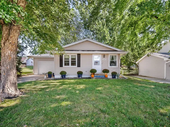 1250 Hardin Dr, Carlisle, IA 50047
