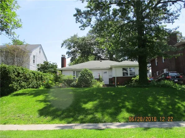 4304 Mayflower Rd, Norfolk, VA 23508