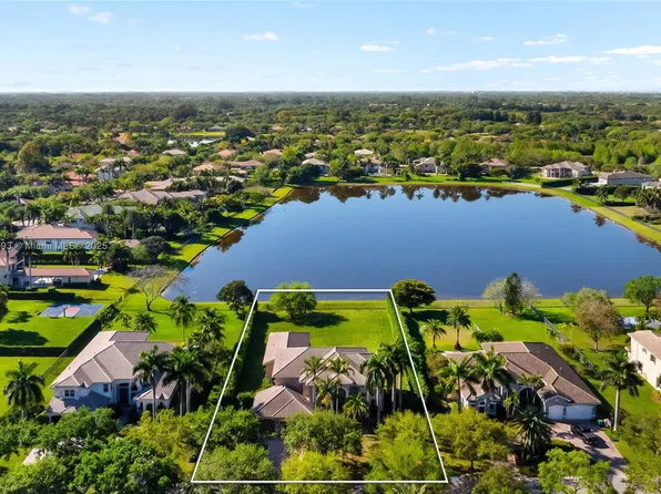 10972 Pine Lodge Trl, Fort Lauderdale, FL 33328