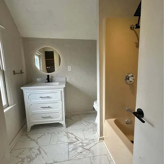 1313 Edgar Ave #4 — Photo 2
