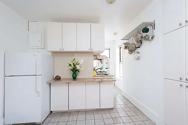 Rented by Compass | media 8