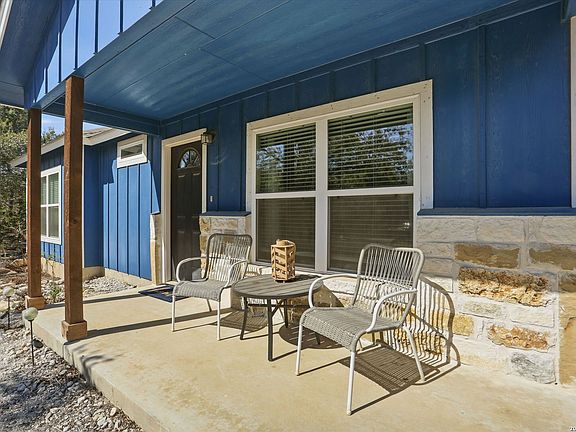 3rd image of 341 Ridge