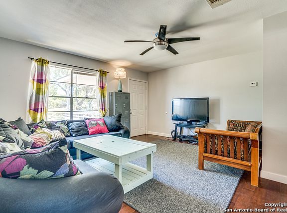 5th image of 244 Creeks End Dr