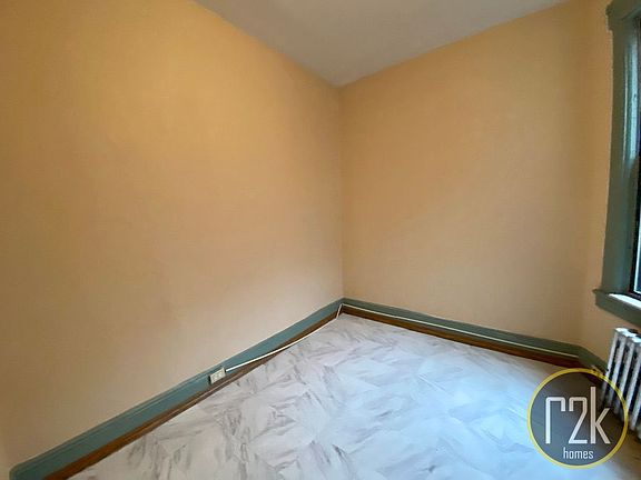 5th image of 2550 18th St #2