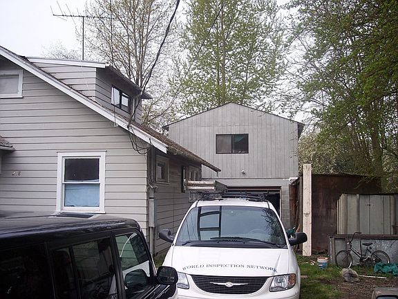 2 rental above garage