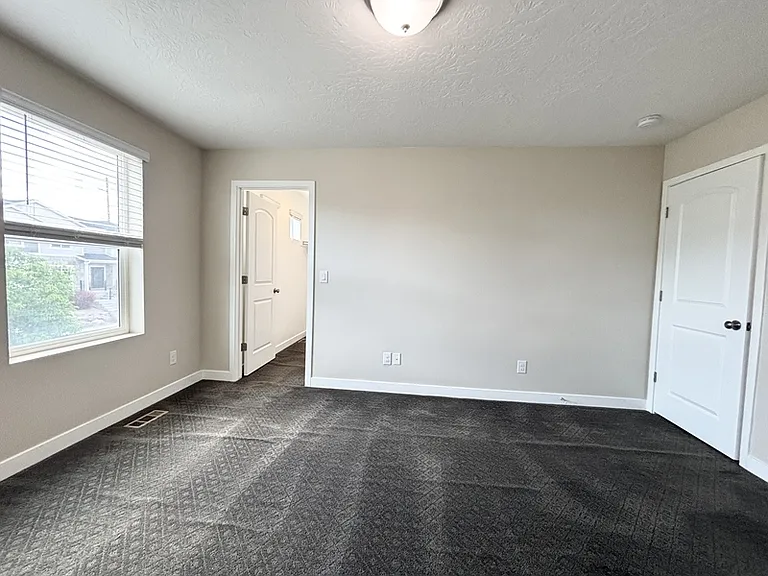 2676 N Heston Park — Photo 14