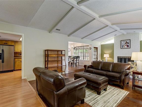 5th image of 1818 Richwood Dr