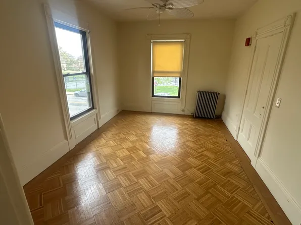 58 Congress St APT 3, Milford, MA 01757