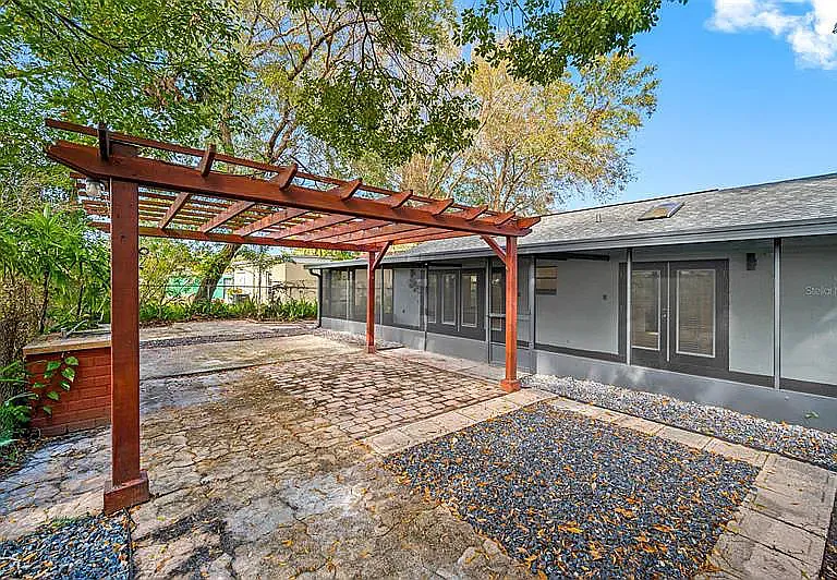 3910 W Pine St — Photo 9