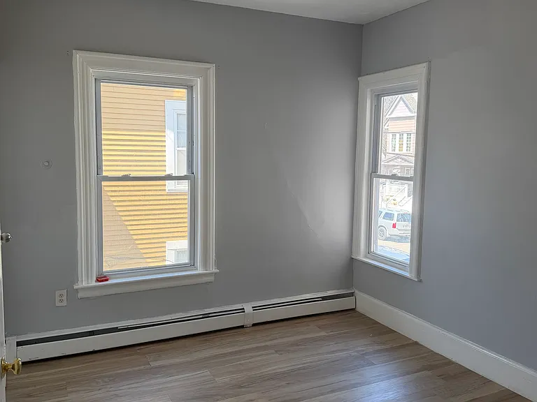 40 Rogers Ave #2 — Photo 10