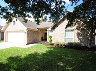 14 Prairie Oaks, Santa Fe, TX 77510