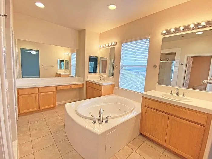 4361 Red Maple Way — Photo 12