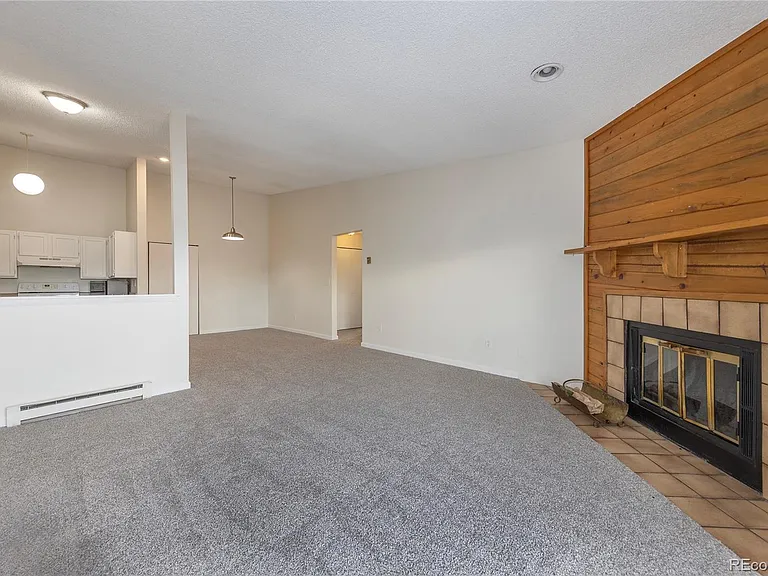 2280 S Oswego Way #305 — Photo 9