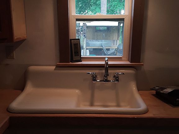 4th image of 203 Hildebrand Dr