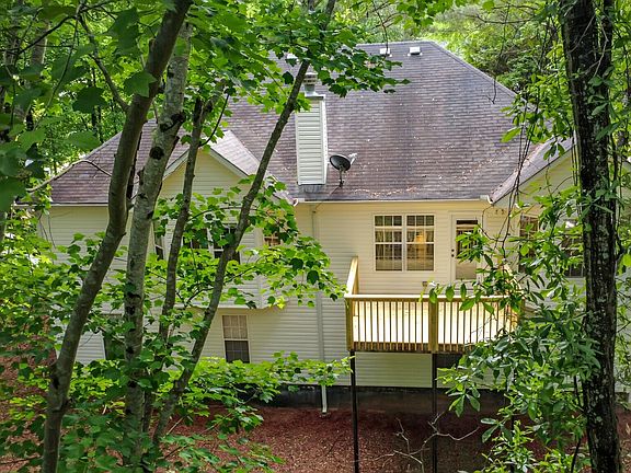 4th image of 237 Clearwater Dr