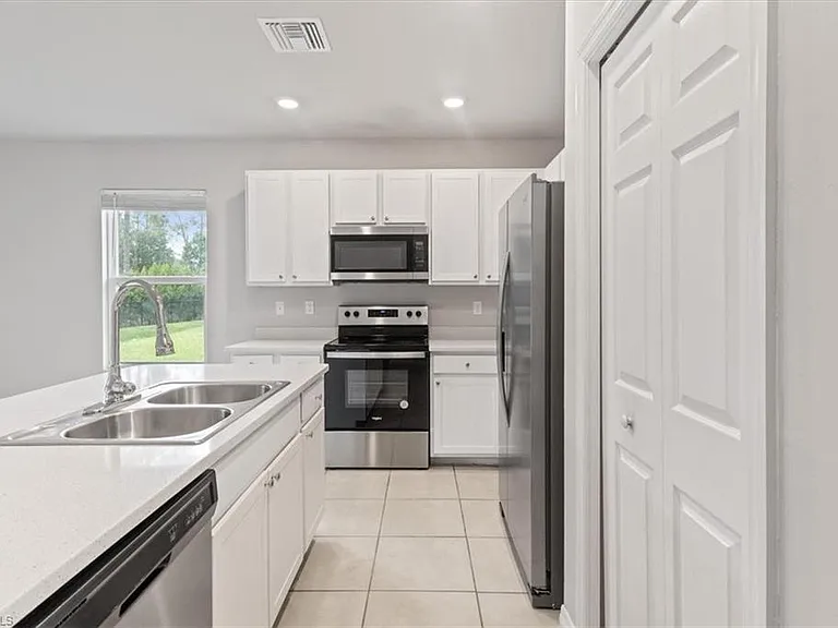 15245 Wildflower Cir — Photo 9