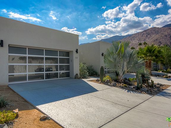 3rd image of 737 E Twin Palms Dr