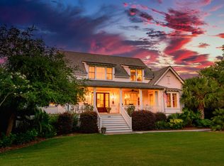 226 Middle St, Mount Pleasant, SC 29464