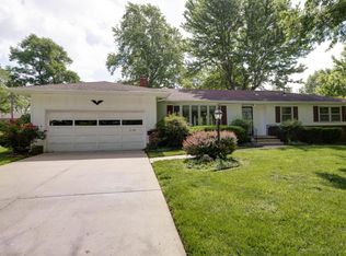 2124 S Valley Rd Ave, Springfield, MO 65804