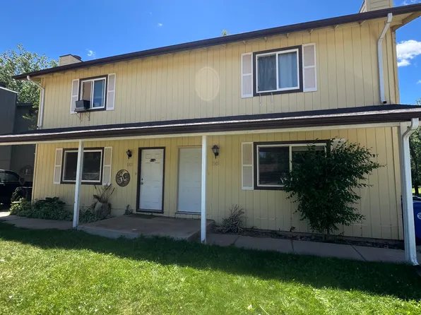 3307 Hall St, Rapid City, SD 57702