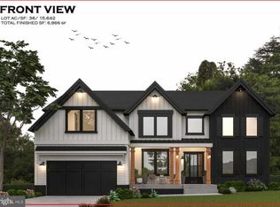 340 Holmes Dr NW, Vienna, VA 22180