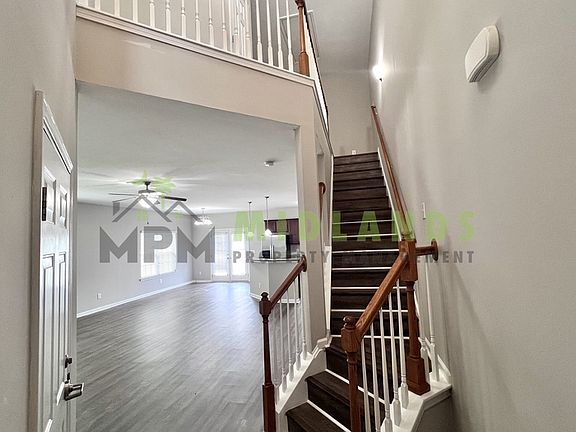 5th image of 112 Saluda Springs Ct