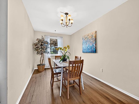 5th image of 1302 Delvale Ave