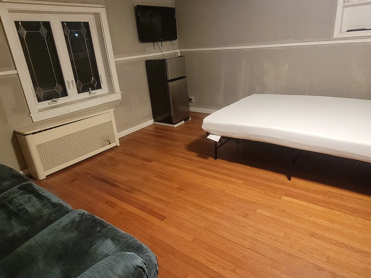 1 bed, $1,000 — Photo 2