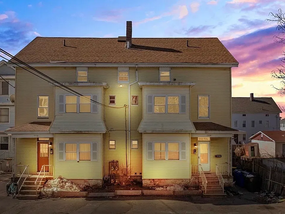 1116 N Main St #2