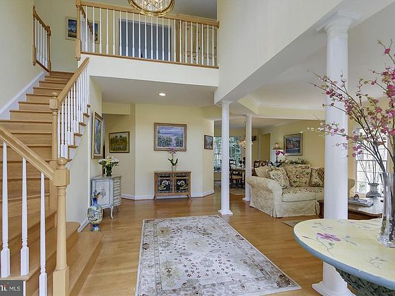 5th image of 14713 Lancraft Ct