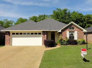 986 Azalea Garden Dr, Shreveport, LA 71115
