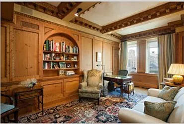 Sold by Avenue Real Estate