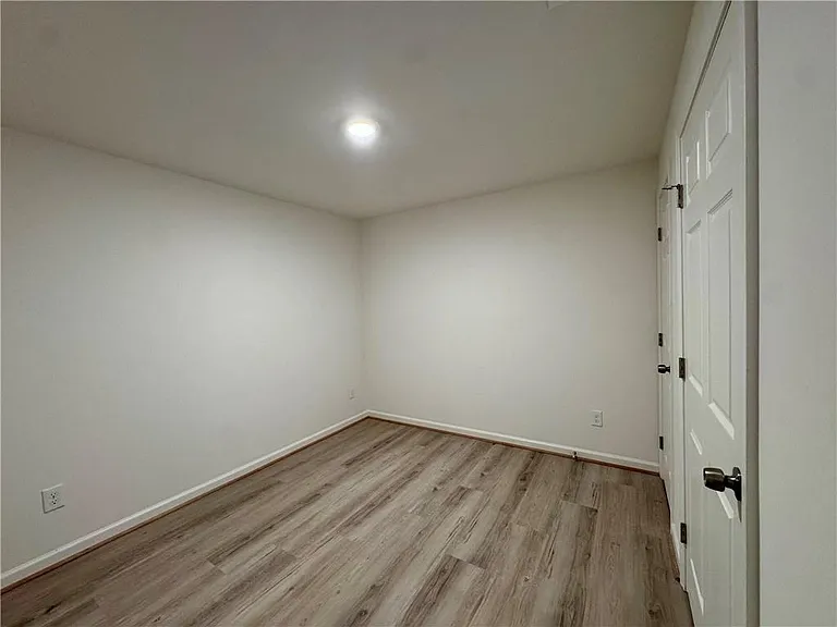 241 Port Way — Photo 39