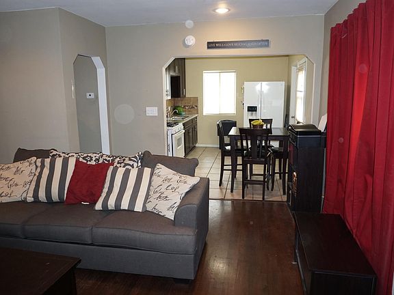 5th image of 7915 Crowndale Ave