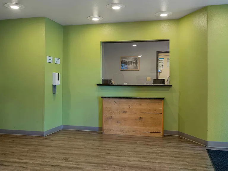 Lobby and Guest Check-in