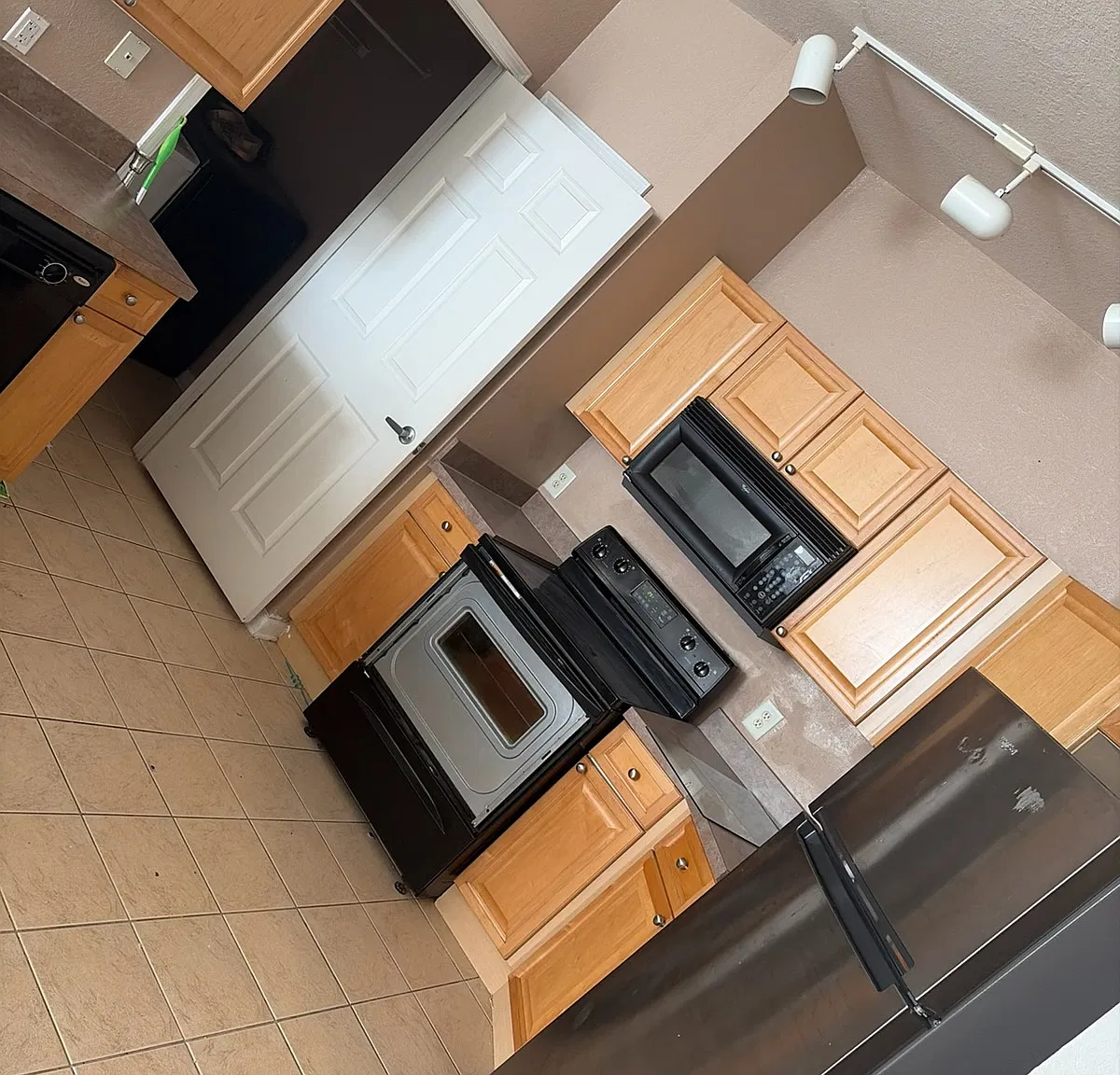 3 bed, 1542 sqft, $1,895 — Photo 1