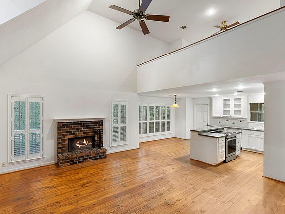4th image of 16203 Cimmaron Drive